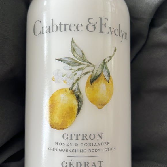 Crabtree & Evelyn Citron Honey and Coriander Body Lotion - Picture 3 of 3